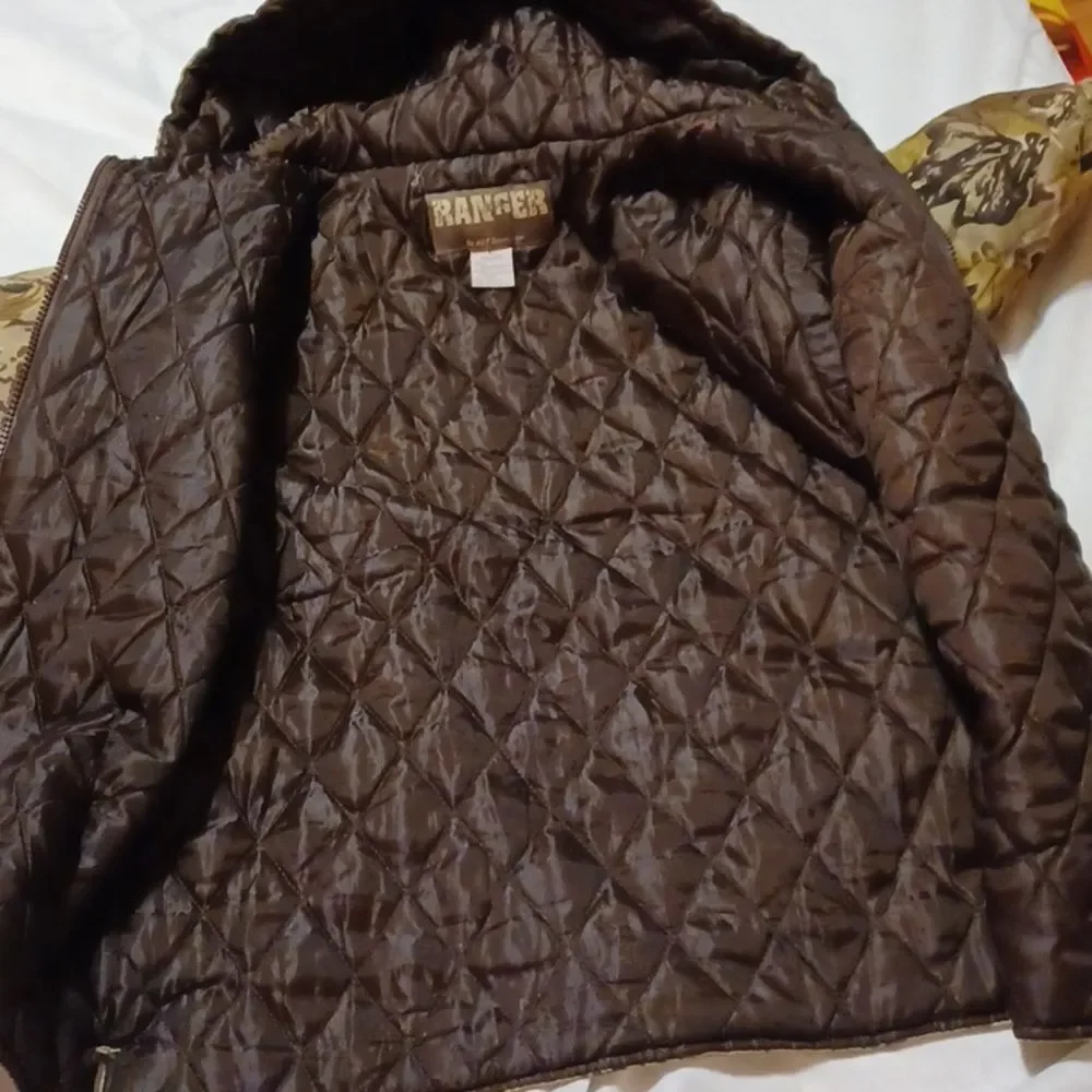 Ast Sports Wear Wear Ranger Boys Cameo Quilted Lined Jacket New No Tags L